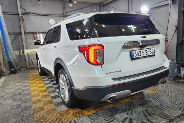2023 Ford Explorer с пробегом 27 600 км