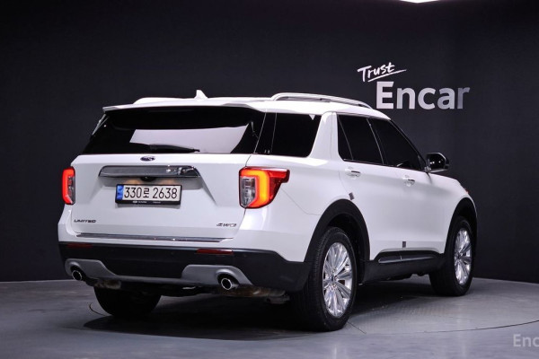 2022 Ford Explorer с пробегом 26 935 км