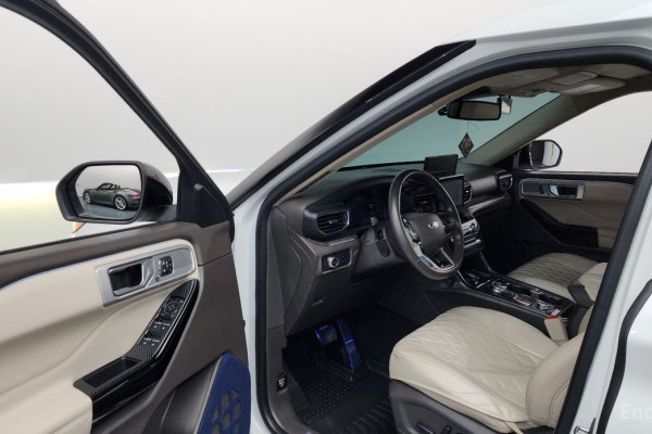 2022 Ford Explorer с пробегом 31 063 км