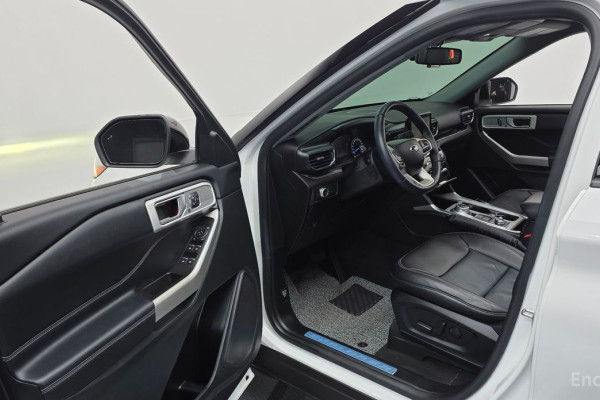 2022 Ford Explorer с пробегом 46 263 км