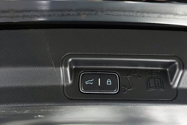 2024 Ford Explorer с пробегом 24 371 км