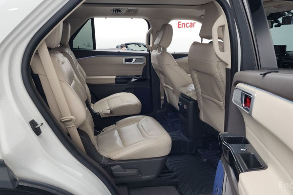 2022 Ford Explorer с пробегом 31 063 км