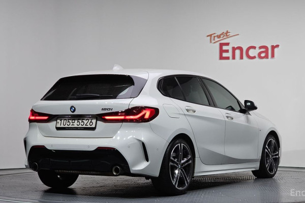 2021 BMW 1 серии с пробегом 93 961 км