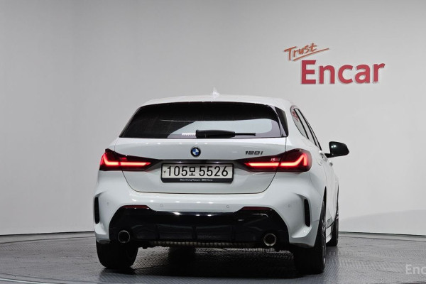 2021 BMW 1 серии с пробегом 93 961 км