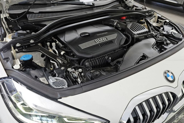 2021 BMW 1 серии с пробегом 93 961 км