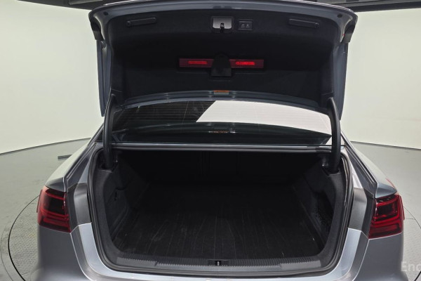 2018 Audi A6 с пробегом 126 745 км