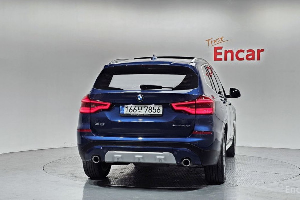 2021 BMW X3 с пробегом 54 899 км