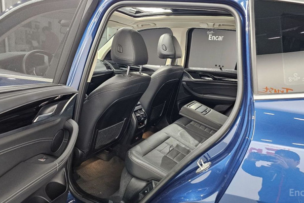 2021 BMW X3 с пробегом 54 899 км