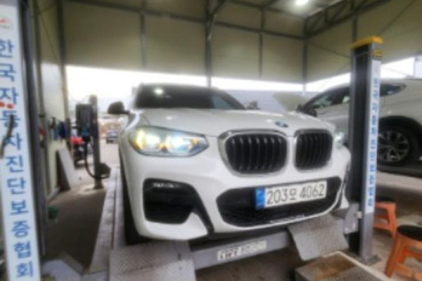 2021 BMW X3 с пробегом 105 745 км