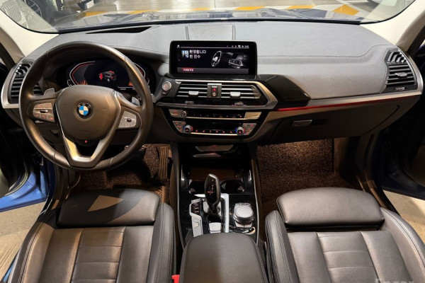 2021 BMW X3 с пробегом 52 995 км