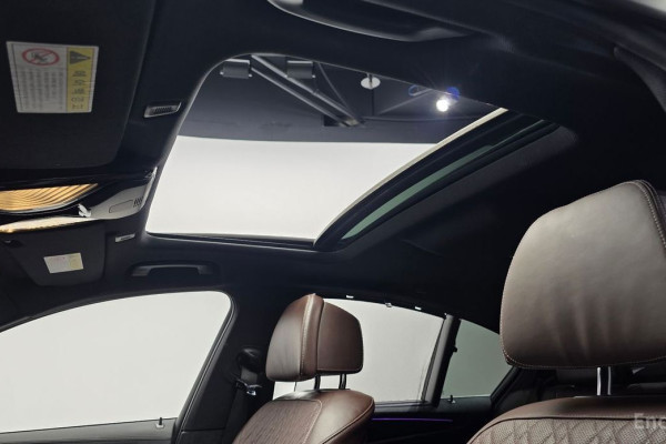 2019 BMW 5 серии с пробегом 76 050 км