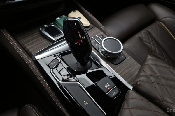 2020 BMW 5 серии с пробегом 50 980 км