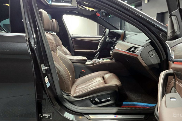 2020 BMW 5 серии с пробегом 50 980 км