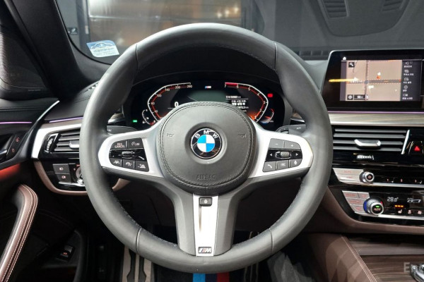 2020 BMW 5 серии с пробегом 50 980 км