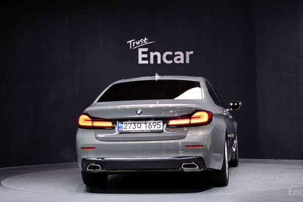 2021 BMW 5 серии с пробегом 44 760 км