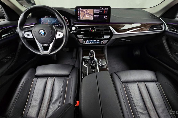 2021 BMW 5 серии с пробегом 44 760 км