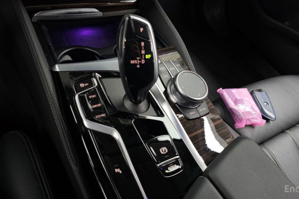 2021 BMW 5 серии с пробегом 44 760 км