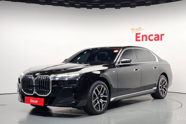 2023 BMW 7 серии с пробегом 21 893 км