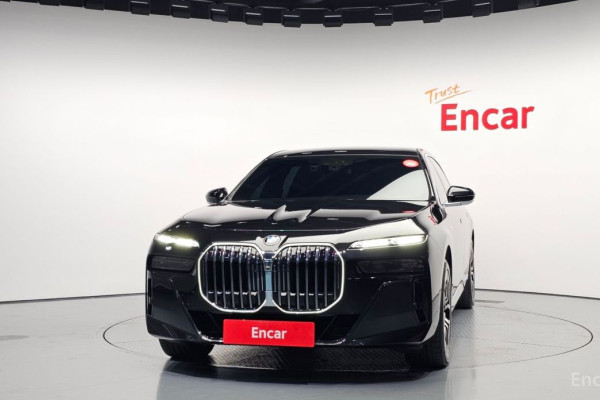 2023 BMW 7 серии с пробегом 21 893 км