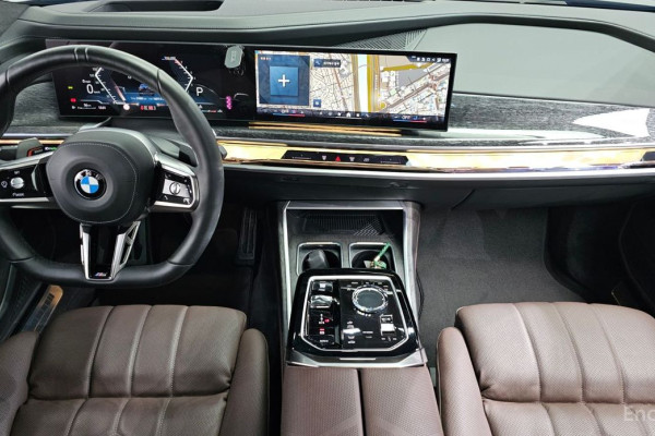 2023 BMW 7 серии с пробегом 21 893 км