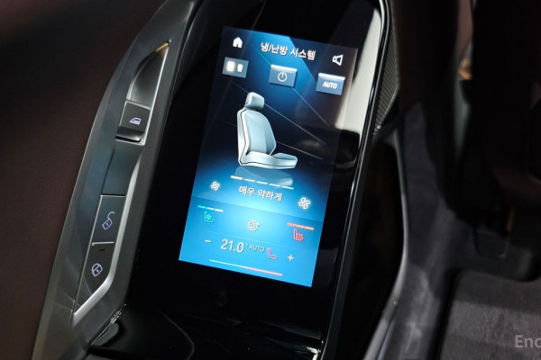 2023 BMW 7 серии с пробегом 21 893 км