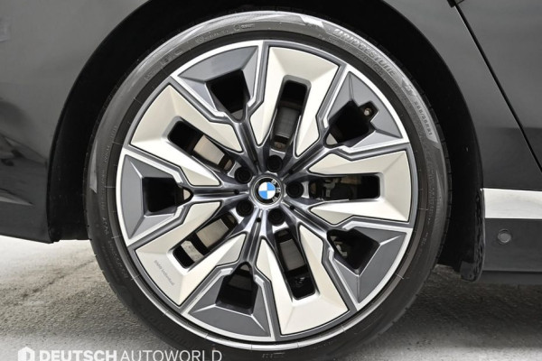 2024 BMW 7 серии с пробегом 20 070 км