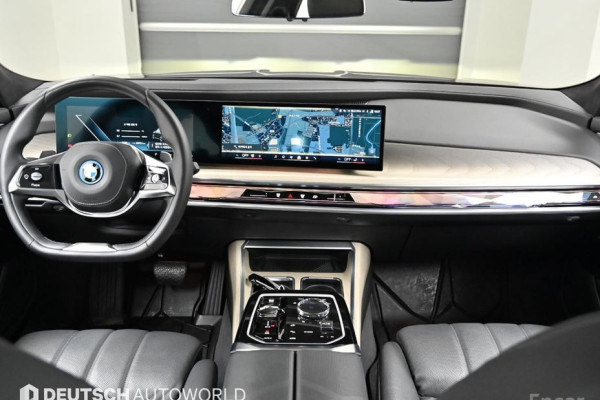 2024 BMW 7 серии с пробегом 20 070 км