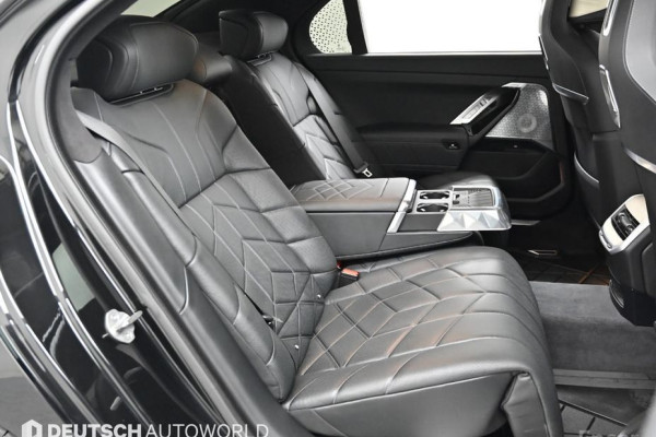 2024 BMW 7 серии с пробегом 20 070 км