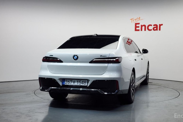 2024 BMW 7 серии с пробегом 11 347 км