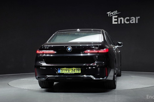 2025 BMW 7 серии с пробегом 5 126 км