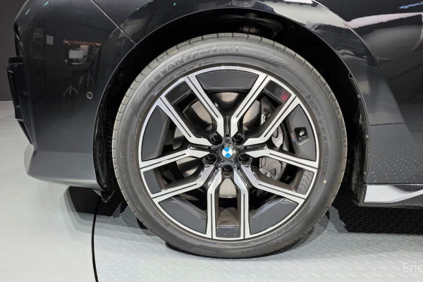 2025 BMW 7 серии с пробегом 5 126 км