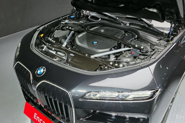 2025 BMW 7 серии с пробегом 5 126 км