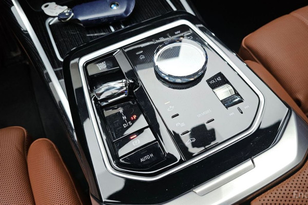 2025 BMW 7 серии с пробегом 16 432 км