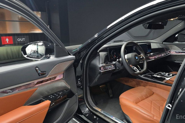 2025 BMW 7 серии с пробегом 5 126 км