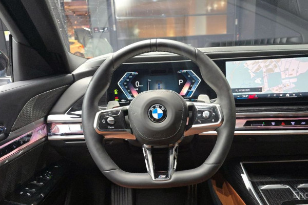 2025 BMW 7 серии с пробегом 5 126 км