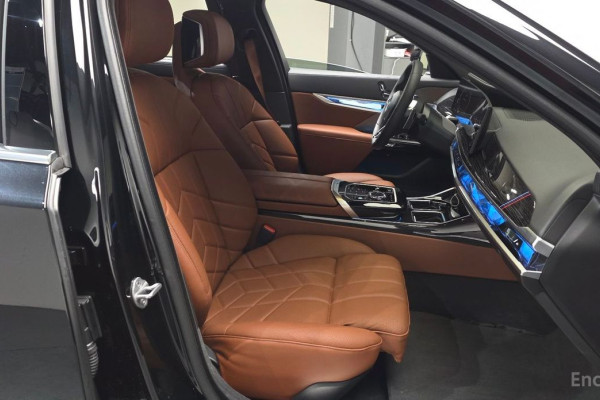 2025 BMW 7 серии с пробегом 11 386 км