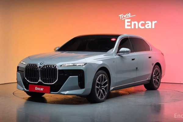 2023 BMW 7 серии с пробегом 19 326 км