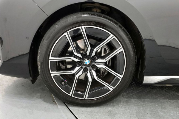 2024 BMW 7 серии с пробегом 19 557 км