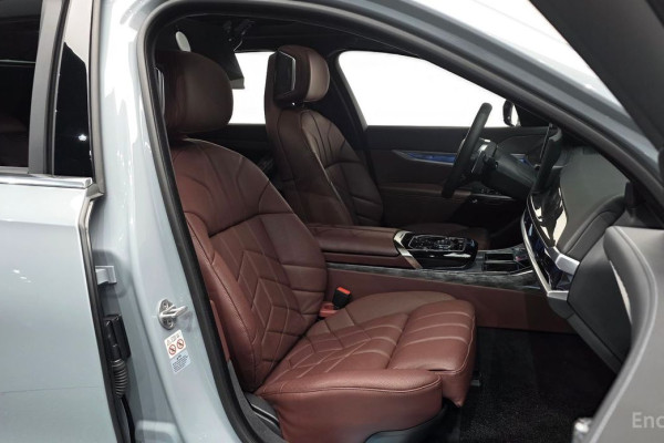 2023 BMW 7 серии с пробегом 19 326 км