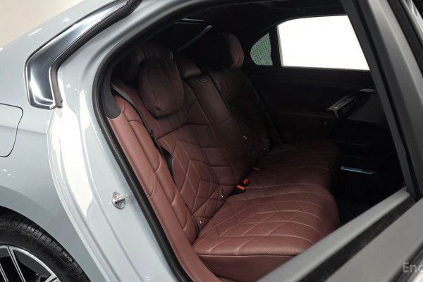 2023 BMW 7 серии с пробегом 19 326 км