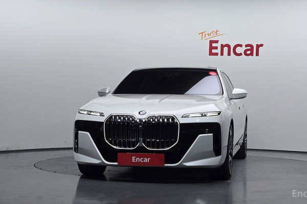 2024 BMW 7 серии с пробегом 24 905 км