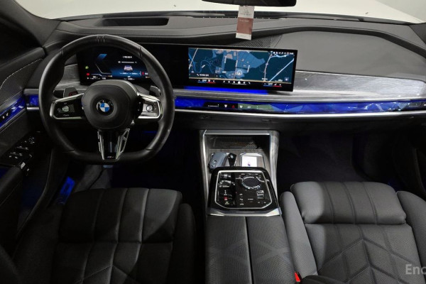 2024 BMW 7 серии с пробегом 24 905 км