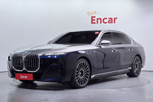 2025 BMW 7 серии с пробегом 7 400 км