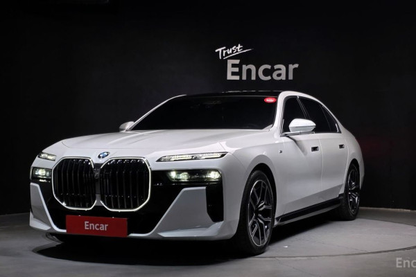 2023 BMW 7 серии с пробегом 15 167 км