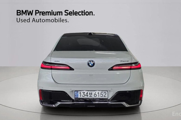 2024 BMW 7 серии с пробегом 7 781 км