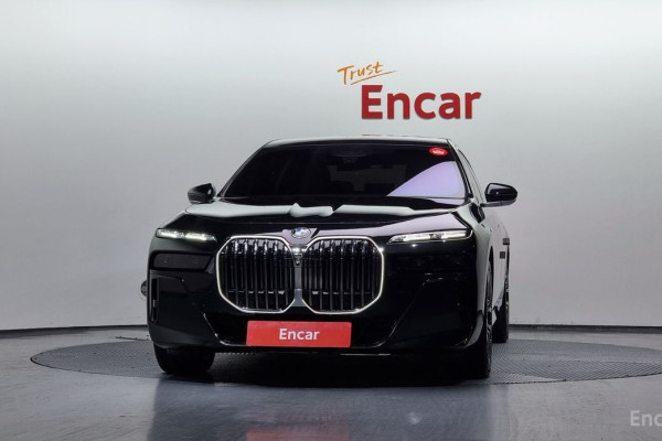 2025 BMW 7 серии с пробегом 8 225 км