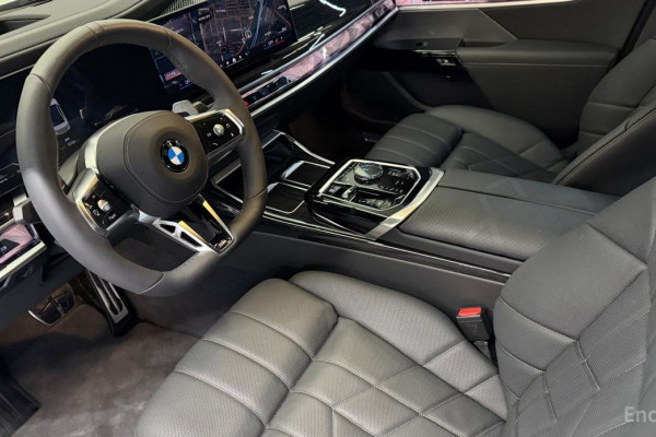 2025 BMW 7 серии с пробегом 18 785 км