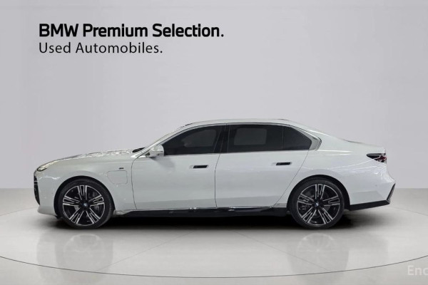 2024 BMW 7 серии с пробегом 7 781 км