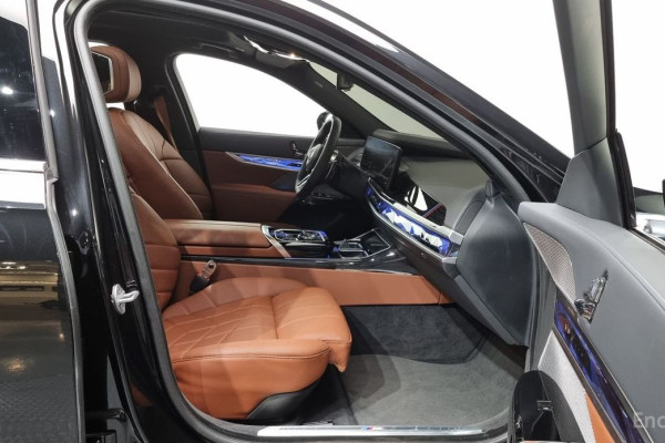 2025 BMW 7 серии с пробегом 8 225 км