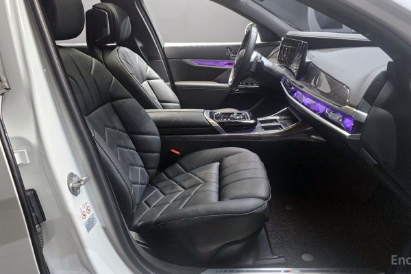 2023 BMW 7 серии с пробегом 15 167 км